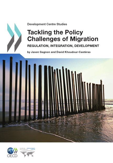 Tackling the Policy Challenges of Migration -  Collective - OCDE / OECD