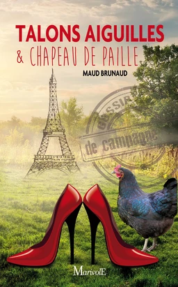 Talons aiguilles et chapeau de paille