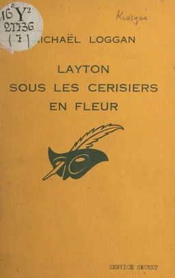 Layton sous les cerisiers en fleur