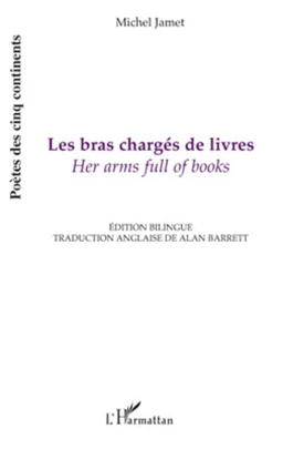 Les bras chargés de livres